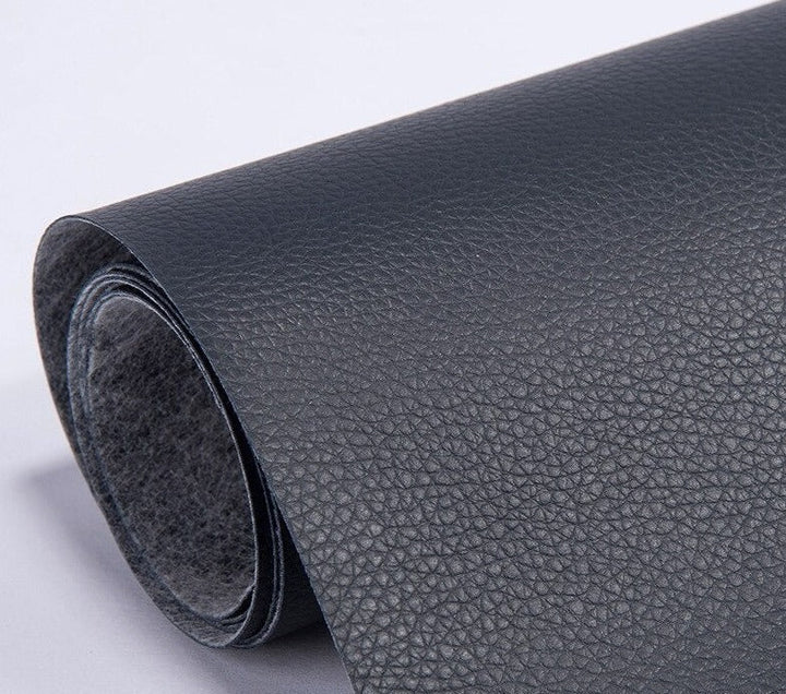 Praktischer selbstklebender Reparaturflicken aus PU Leder für Taschenreparatur.