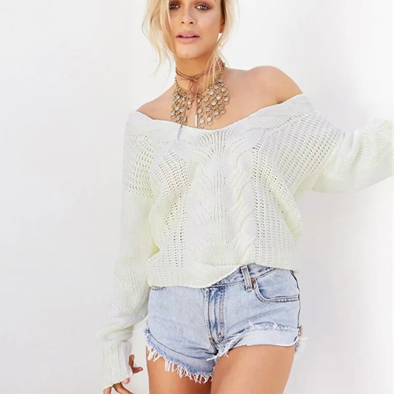 Weiblicher Langarm-Pullover in Oversize-Passform, Strick, bequem und modisch für Freizeit.