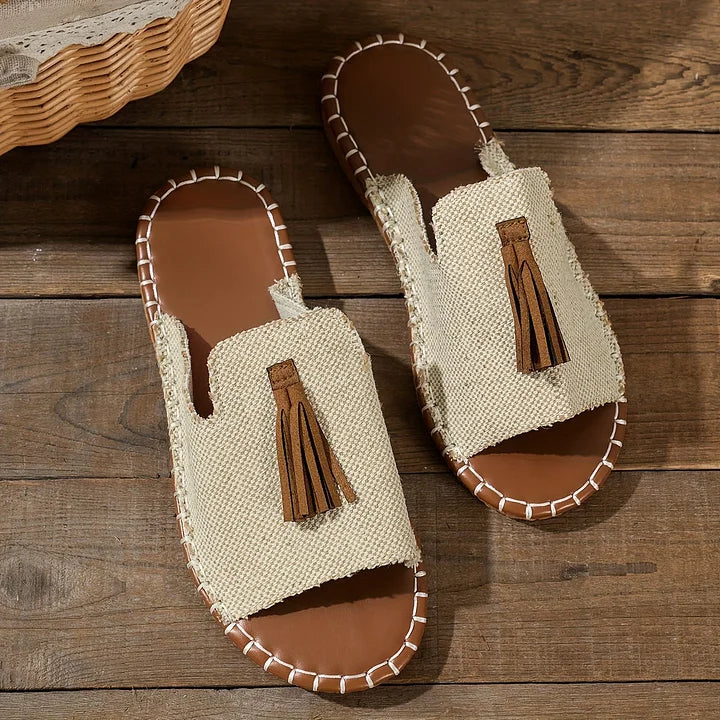 Orthopädische Damen Sandalen in Beige. Bequeme Sommerschuhe mit Fußgewölbestütze für Komfort & Stil.