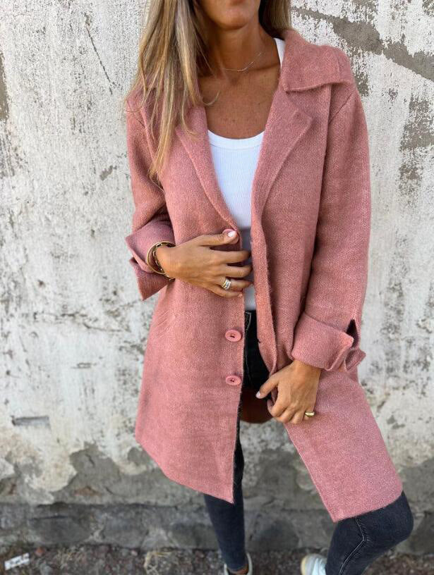 Moderner Damen Reversmantel, knöchellang, für einen stilvollen Casual-Look. Perfekte Frauen Oberbekleidung.