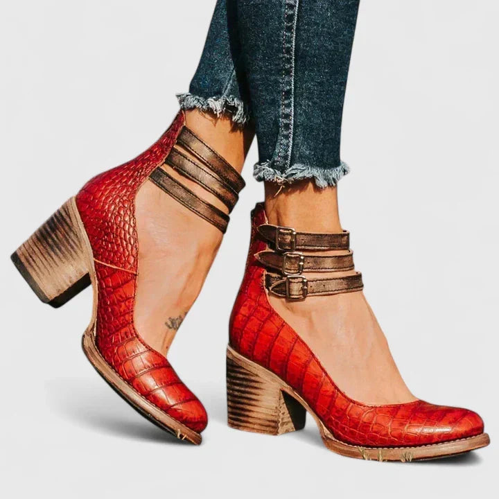Schicke Damen Pumps mit Blockabsatz, die Eleganz und Komfort für Abendveranstaltungen vereinen.