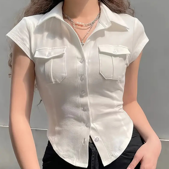 Modische weiße Damenbluse für Frühling. Elegantes Langarm Oberteil, das Stil & Komfort für Business & Freizeit bietet.