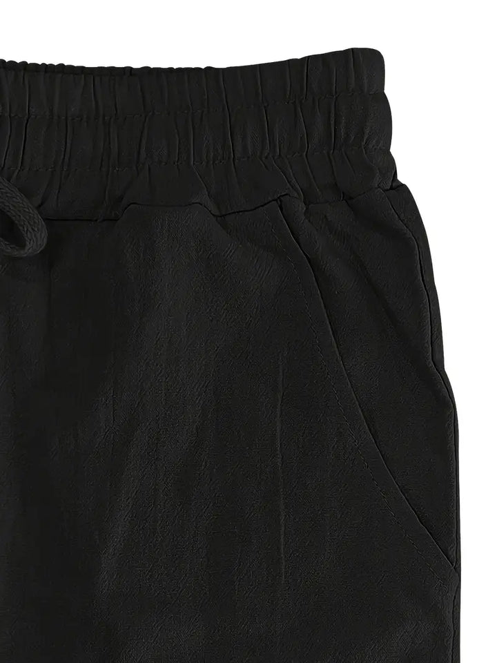 Blaue Herren Sommerhose, atmungsaktiv. Leichte Freizeithose, entspannt geschnitten für den Alltag.