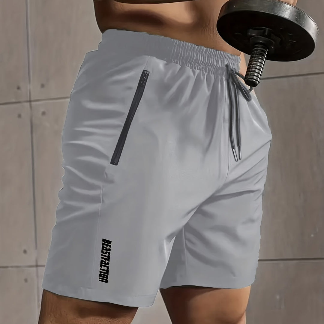 Perfekte Herren Sportbekleidung: Trainingsshorts mit sicheren Reißverschlusstaschen.