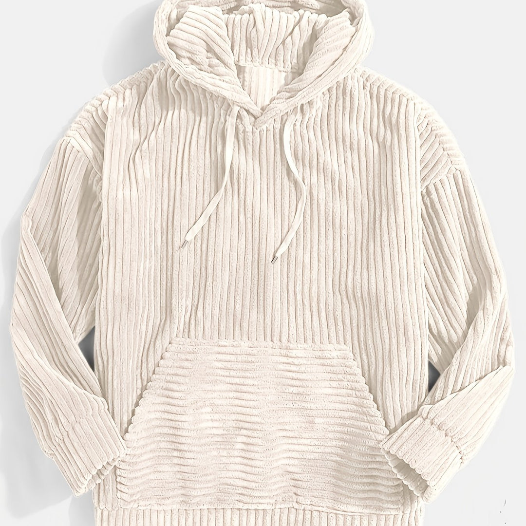 Detailansicht: Die große Kängurutasche des bequemen Rippstrick Hoodies, unisex, für Handy & Hände.