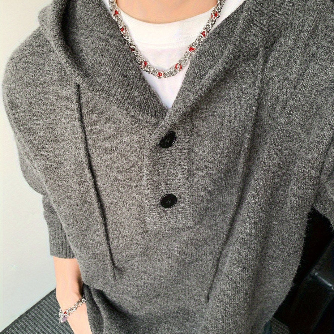 Männermode: Dunkelgrauer Strick Hoodie für Herren mit Knopfleiste, trendiger Kapuzenpullover für Freizeit.
