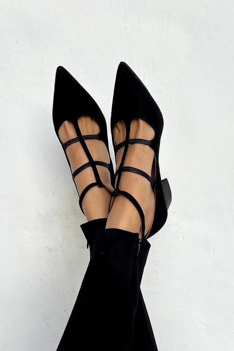 Elegante Damen Spitze Kitten-Heels Giada mit feinen Riemen. Stilvolle Pumps für Komfort im Büro oder zur Abendmode.