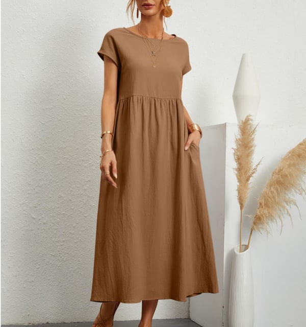 Luftiges Elodie Leinenkleid für Damen, knielang & leicht. Das ideale Sommer-Freizeitkleid für warme Tage.