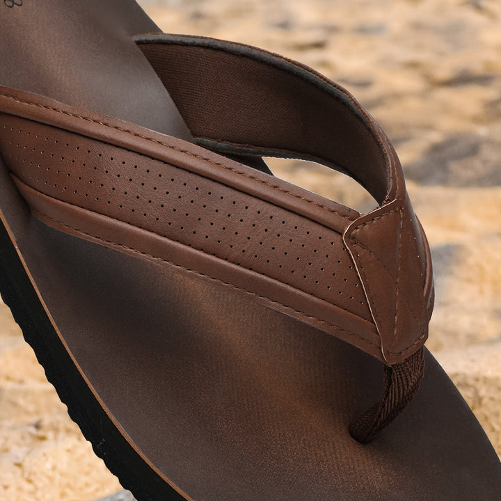 Leichte Herren Zehentrenner Sandalen für angenehmes Gehen am Strand oder Pool im Sommerurlaub.