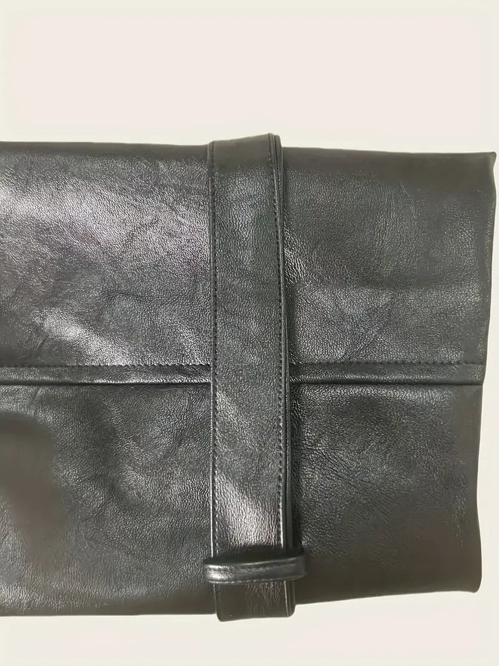 Vielseitige schwarze Damenjacke, die Übergangsjacke für stilvolle Eleganz und bequemen Komfort im Alltag.
