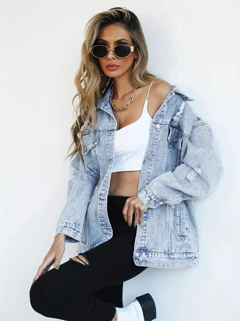 Lässige Damen Jeansjacke Talia mit Kapuze, oversized Schnitt, gefüttert & wasserabweisend.