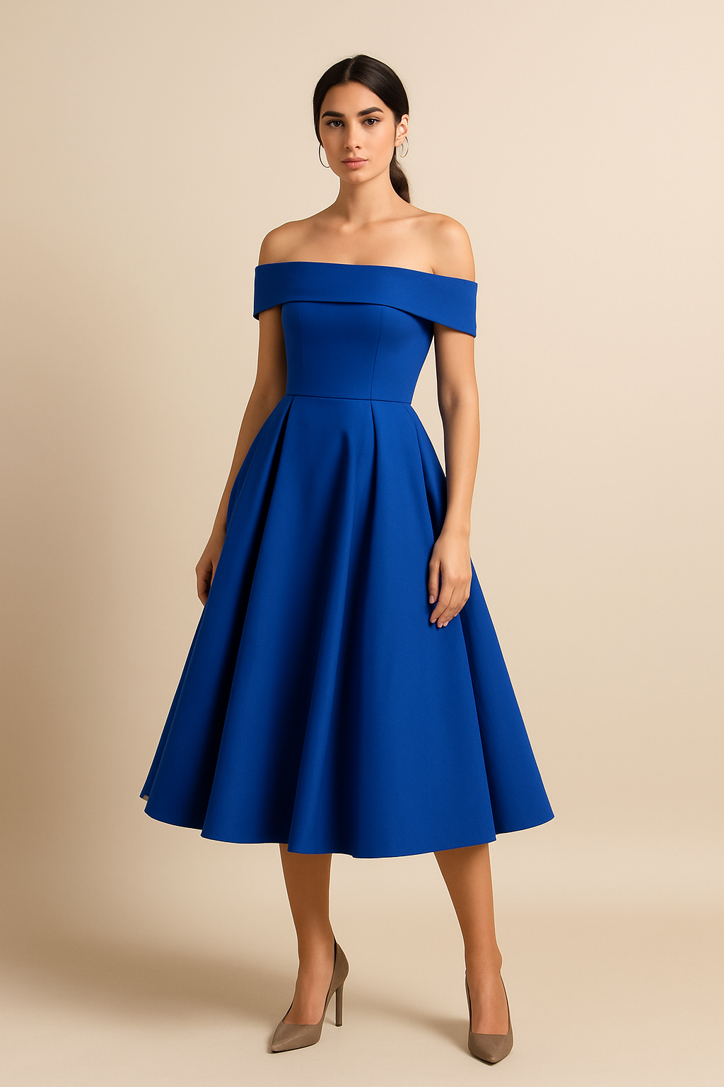 Modisches Damen Abendkleid im A-Linien Schnitt, schulterfrei, mit elegant schwingendem Rock für Sommerabende.