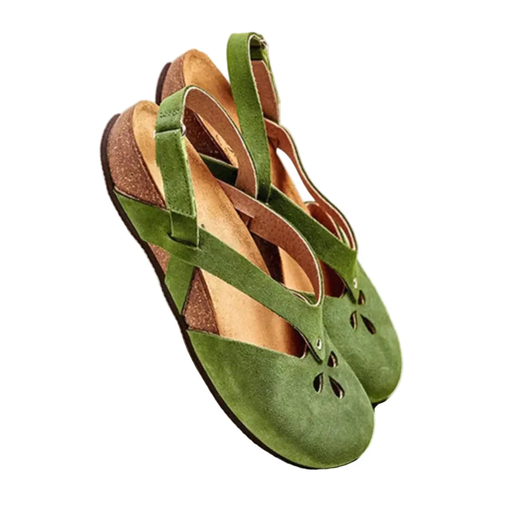 Stilvolle Damen Sommersandalen mit orthopädischem Fußbett und rutschfester Sohle für optimalen Komfort.
