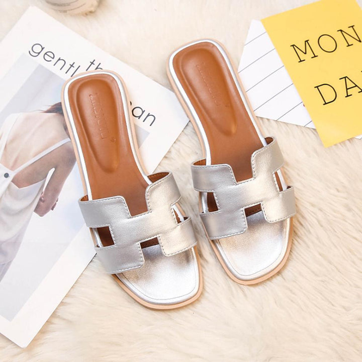 Moderne TrendySoft Damensandalen: Bequem und vielseitig für Alltag, Freizeit und Sommerpartys.