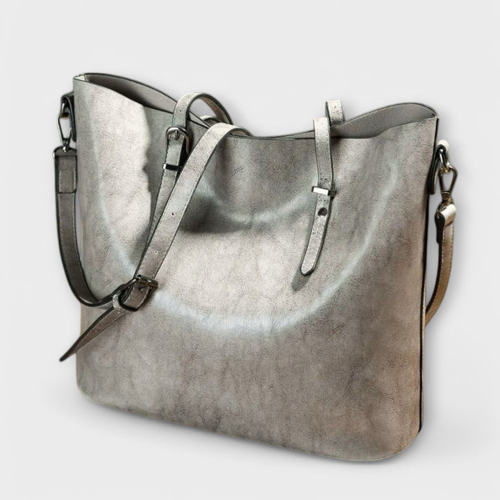 Geräumige Vintage Damentasche in Schwarz, praktische Handtasche mit viel Platz für tägliche Essentials.