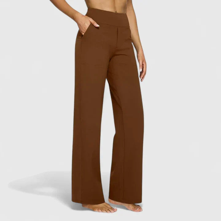 Beige Damen-Komforthose mit geradem Bein, stylisch und gemütlich für jede Gelegenheit.