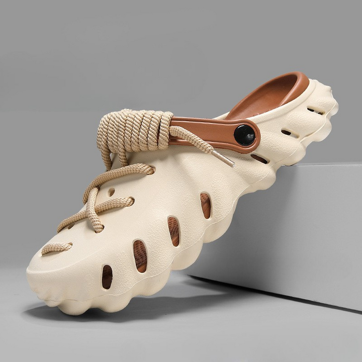 Leichte Slip-on Clogs für Herren, mit verstellbarer Schnürung, perfekt für Sommer und Freizeit.