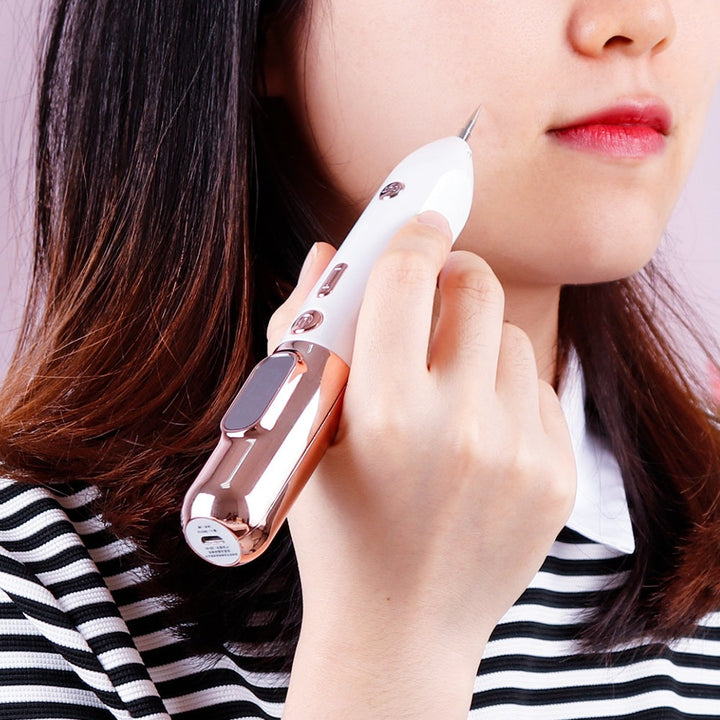GlowLift Plasma Pen für Anti-Aging: Reduziert Falten, strafft die Haut und verfeinert Poren sichtbar.