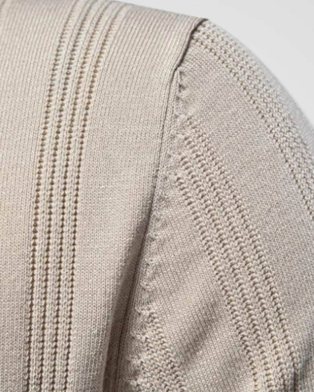 Herren Poloshirt Kurzarm, Slim Fit Business Casual Oberteil. Vielseitig, modern und angenehm zu tragen.