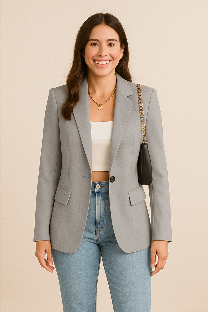 Klassischer Damen Blazer, figurbetont, für Business & Freizeit. Zeitlose und elegante Damenmode.
