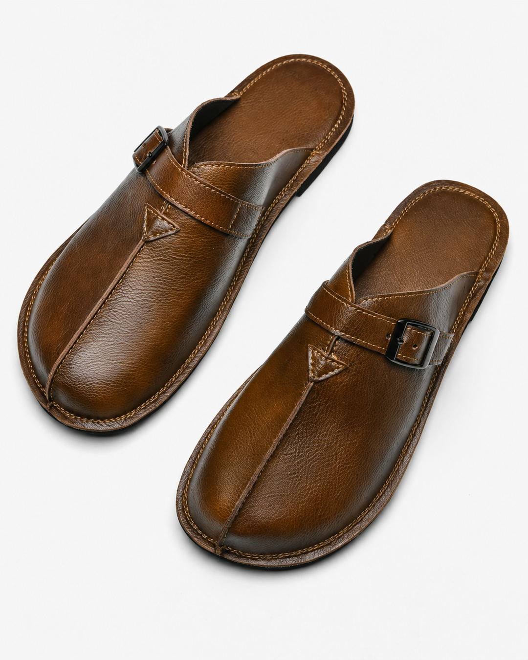 Bequeme & stilvolle Herren Halbsandalen für den Sommer. Ideal für Freizeit & Urlaub, mit leichtem Komfort.