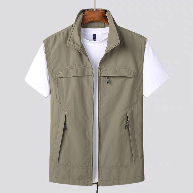 Moderne Herren Slim Fit Weste mit Reißverschluss für Herbst & Winter, ideal als vielseitige Übergangsjacke.