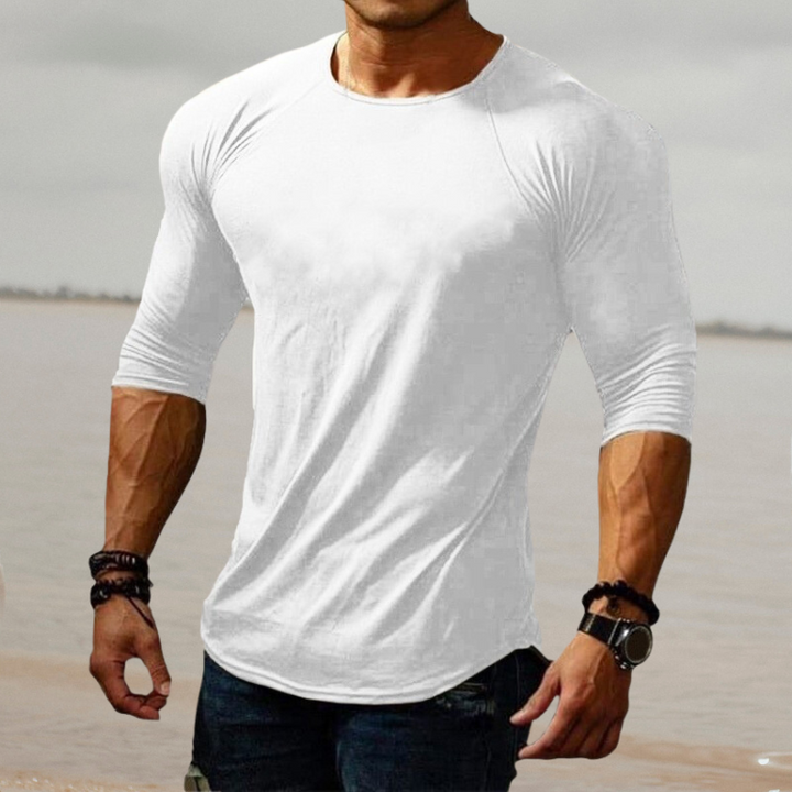 Rückenansicht des weißen Slim Fit Stretch Herrenhemdes, zeigt den figurbetonten Schnitt. Modisch und bequem.