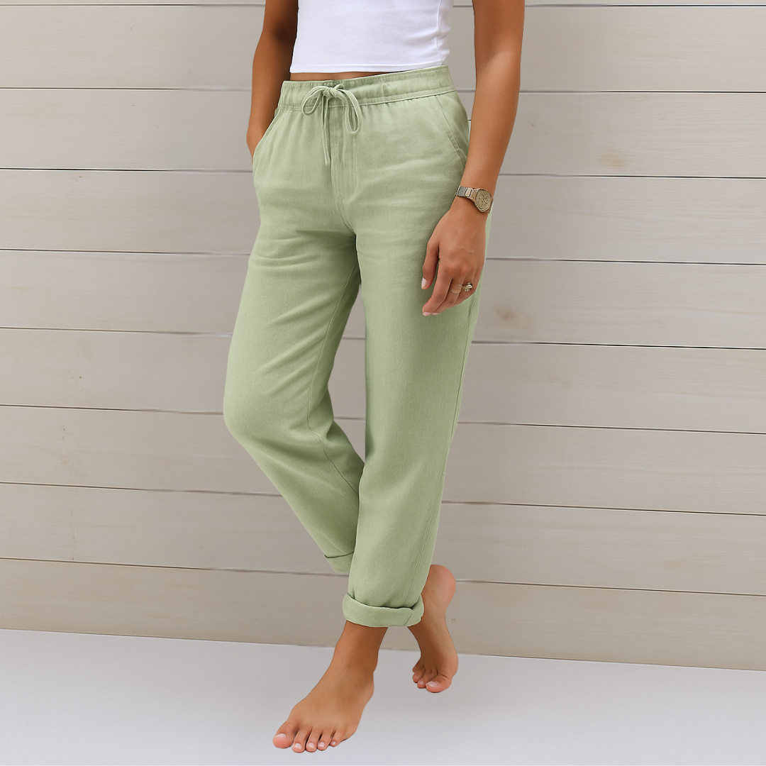Moderne Damen Stretchhose mit Elastikbund im Relaxed Fit, eine komfortable Hose für jeden Tag.
