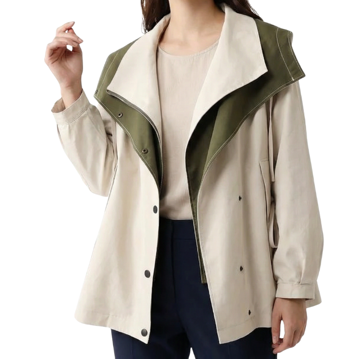 Schwarze Damen Outdoorjacke, wasserdicht & winddicht, ideal für Herbst & Winter.