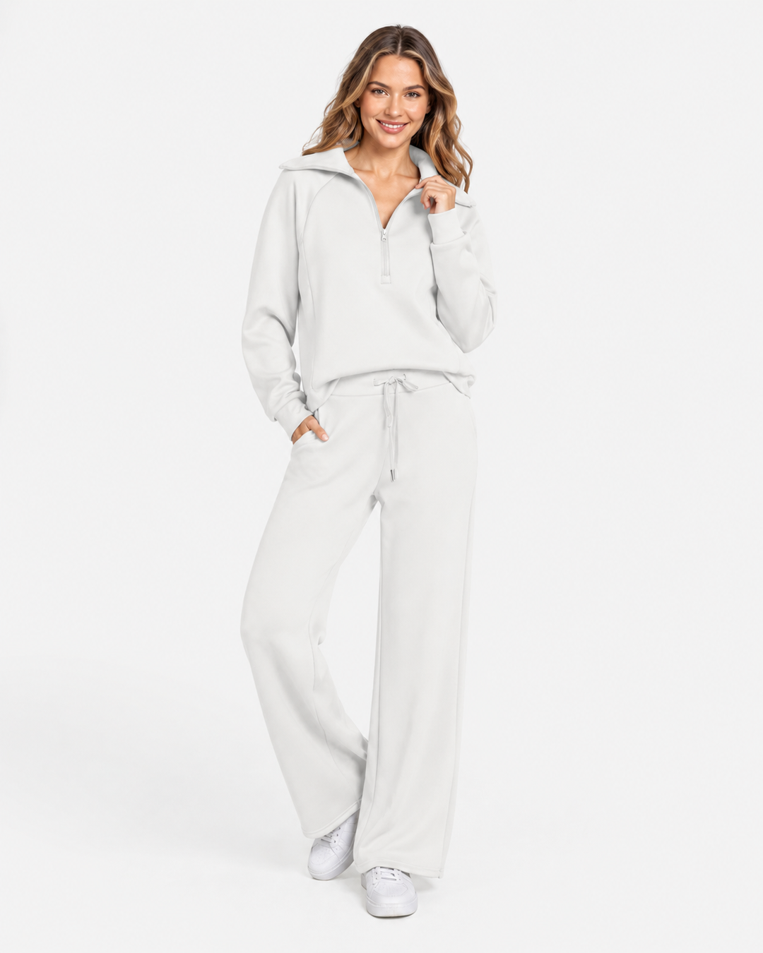 Sportliches Damen Sweatshirt & Hosen Set, weit geschnitten. Perfekt für Homeoffice und entspannte Tage.