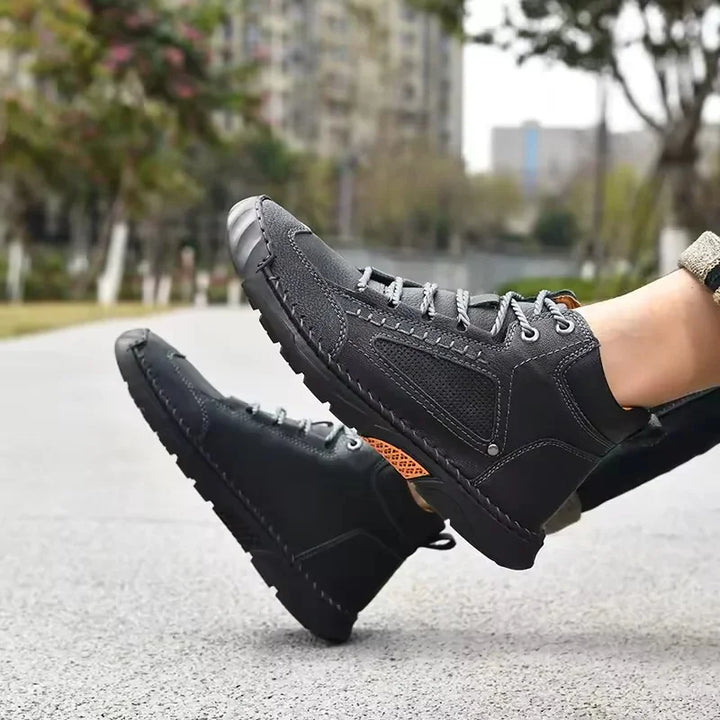 Premium Herren Business-Schuhe in Schwarz, orthopädischer Komfort & rutschfeste Laufsohle.