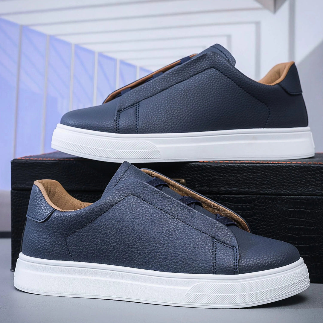 Robuste Herren Slip-On Sneakers: Komfortable Freizeitschuhe. Bequeme Alltagsschuhe für Herren.