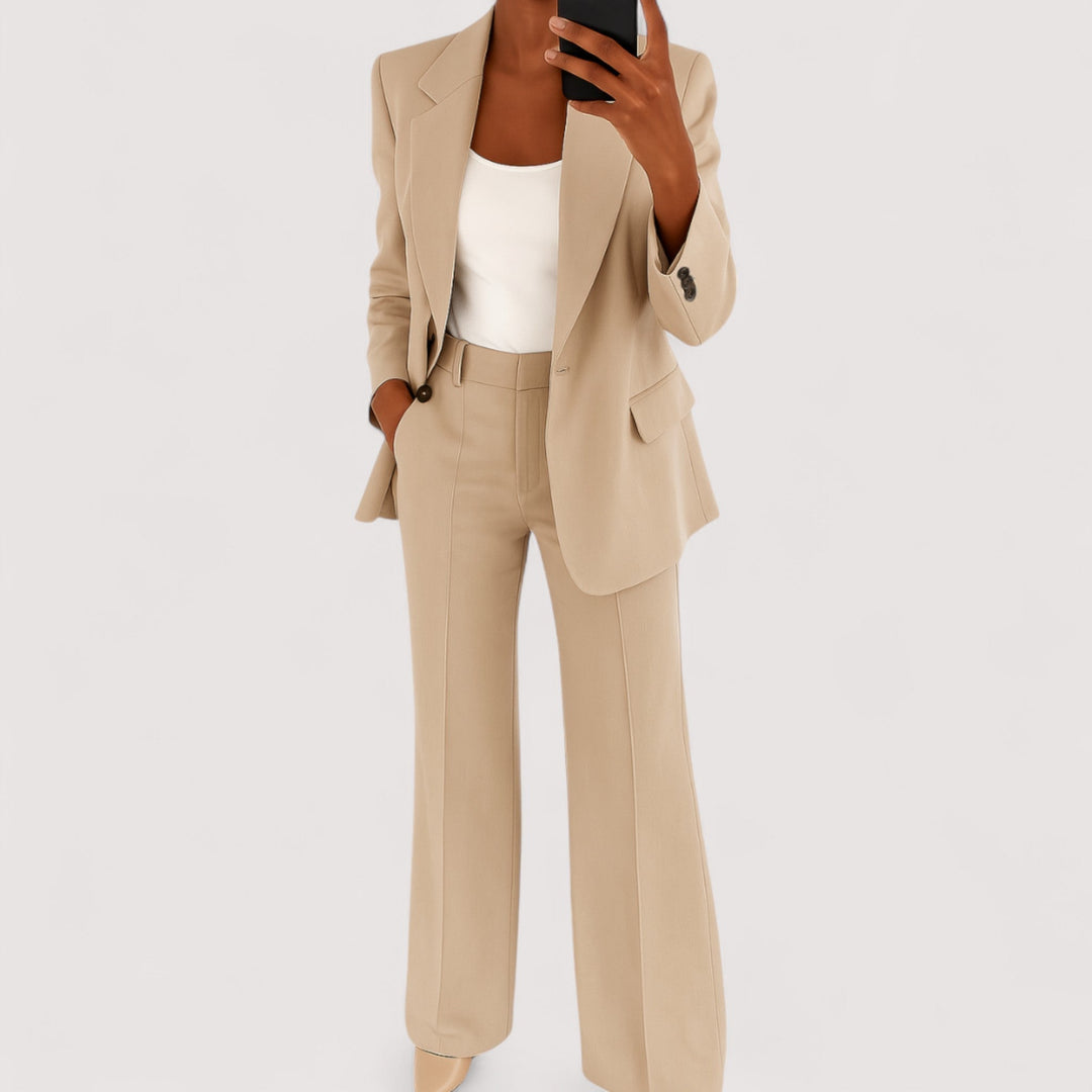 Vielseitiger Damenanzug, zweiteilig: Chic für Business, bequem für Freizeit. Blazer & Hose Set.