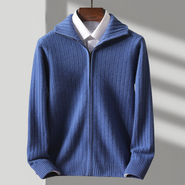 Zeitlose Herren Strickjacke mit Reißverschluss, bequeme Passform, ideal für Casual-Looks.