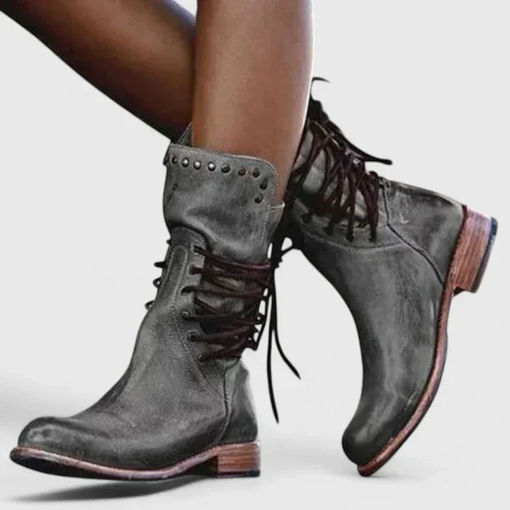 Klassische Damen Schnürstiefel in Schwarz, elegant und bequem für Business & Freizeit im Herbst/Winter.