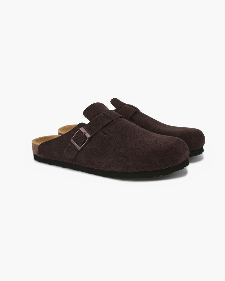 Bequeme beige Unisex Clogs mit präziser Steppnaht, ideale Slip-on Freizeitschuhe für täglichen Komfort.