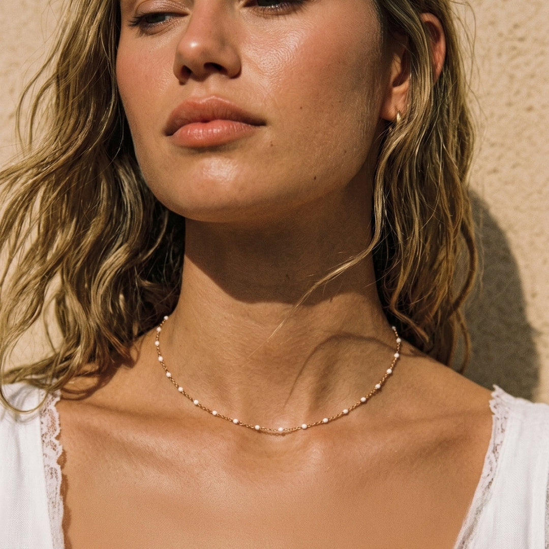 Damen Halskette Gold Choker, Perlen-Imitation, aus hypoallergenem Edelstahl.