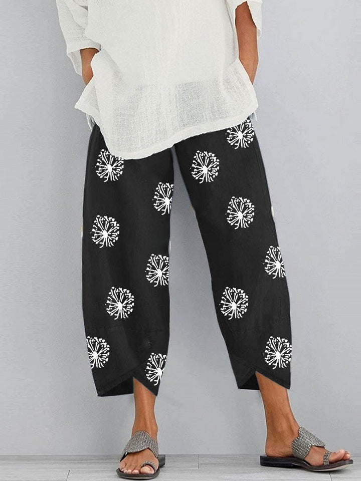 Weite, bedruckte Damen Sommerhose kurz mit elastischem Bund. Modische Freizeithose für entspannten Sommer-Style.
