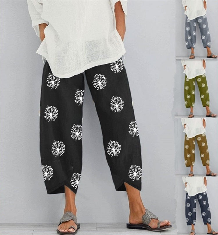 Detailansicht: Bedruckte Damen Sommerhose kurz mit weitem Bein & elastischem Bund. Ideal für Freizeit & Urlaub.