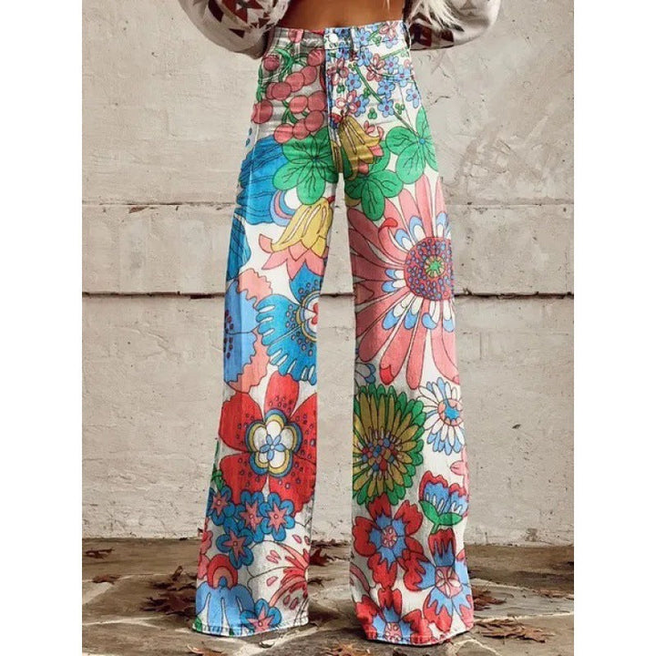 Sommerliche Damen Schlaghose: Retro-Design mit farbenfrohem Blumenmuster, ein echter Hingucker.