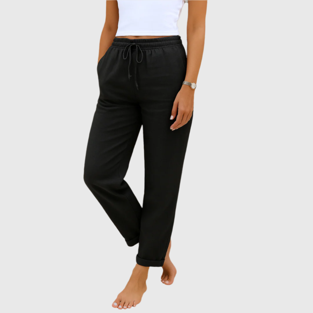 Detailansicht der Damen Stretchhose mit weichem Elastikbund für optimalen Komfort und Bewegungsfreiheit.