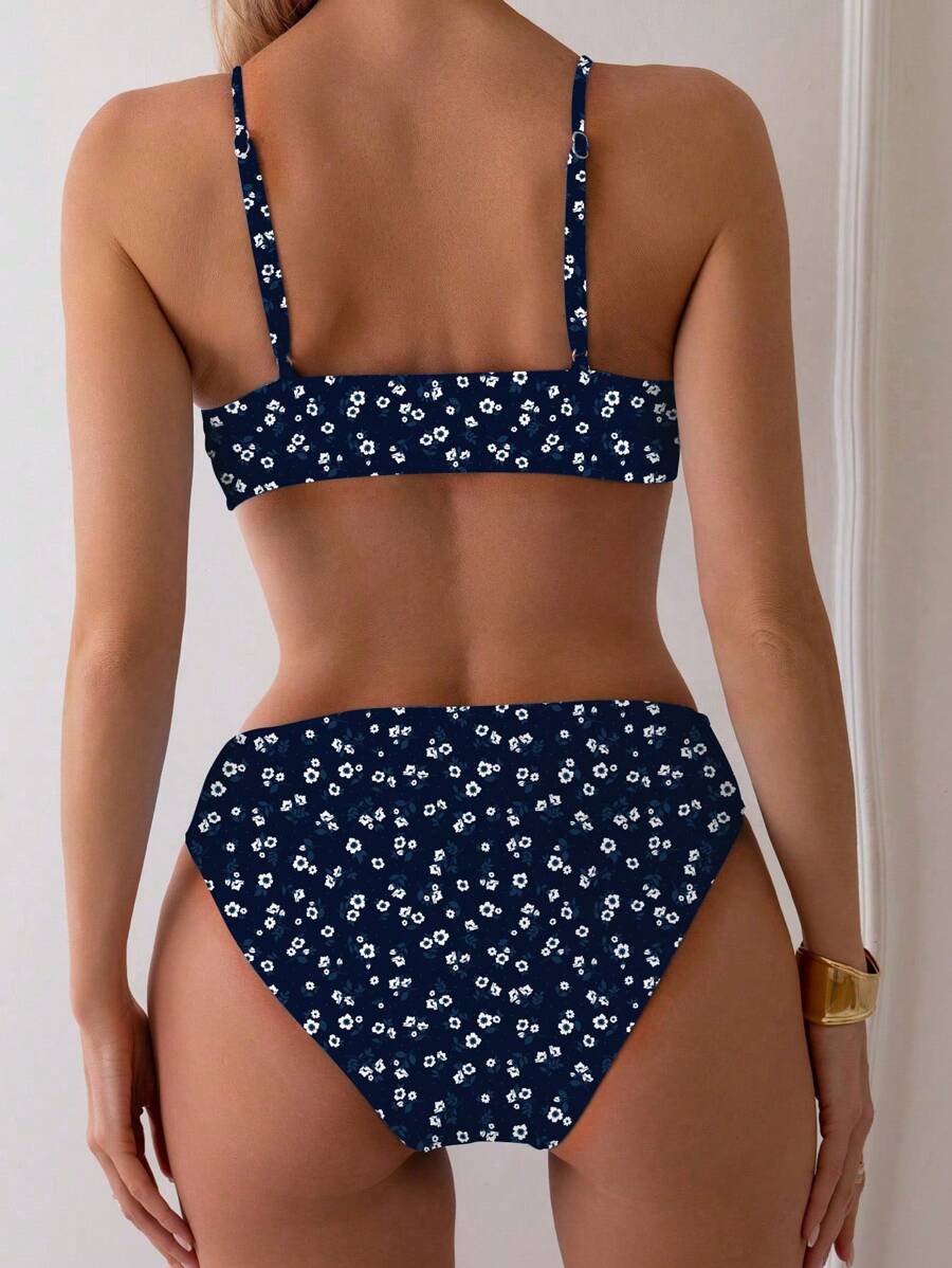 Damen High Waist Bikini Zweiteiler, florales Muster, bügellos. Komfortable Bademode für den Sommer.