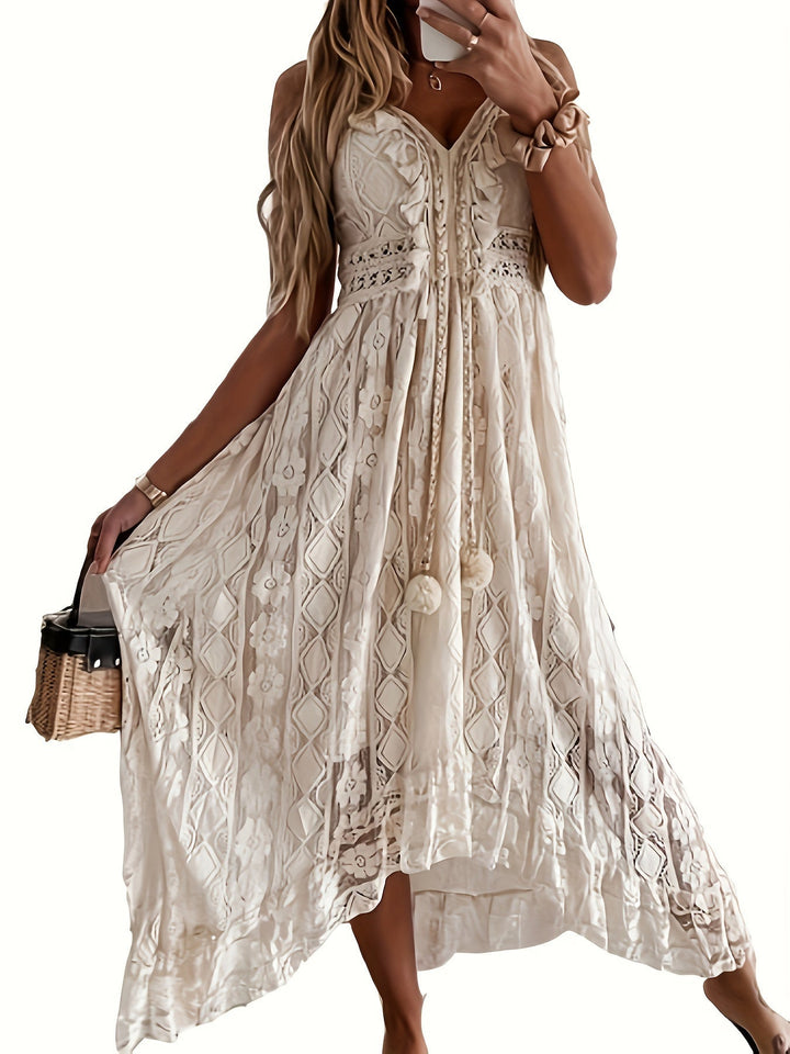 Stilvolles Damen Abendkleid: Boho Maxikleid mit elegantem V-Ausschnitt & feinen Stickdetails.