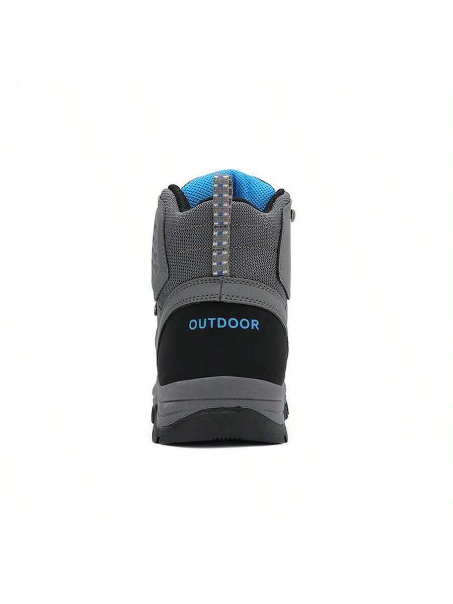 Robuster Herren Trekkingstiefel, wasserdicht und bequem für anspruchsvolle Wanderungen.