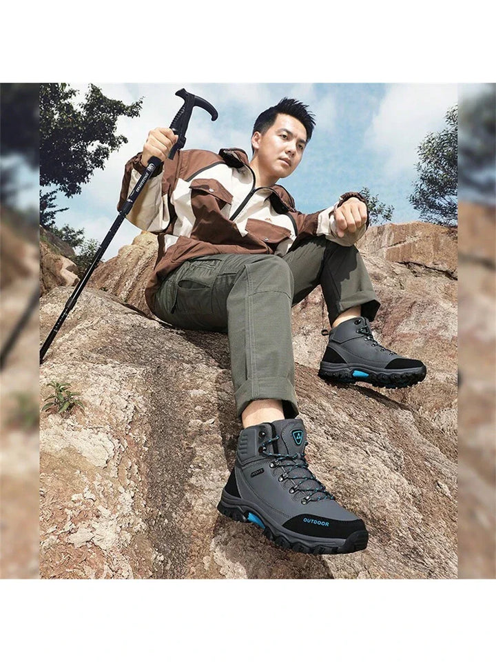 Geländegängiger Herren Wanderstiefel, bequemer Schnürstiefel für jedes Wetter.