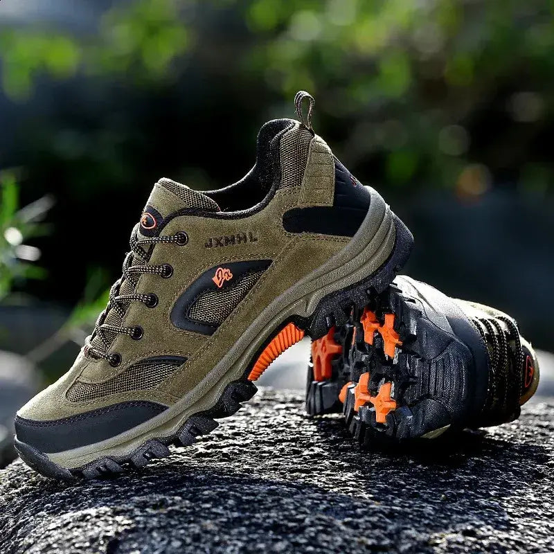 Detailaufnahme der Sohle: Damen Wanderschuhe mit exzellentem Gripp für sicheren Halt.