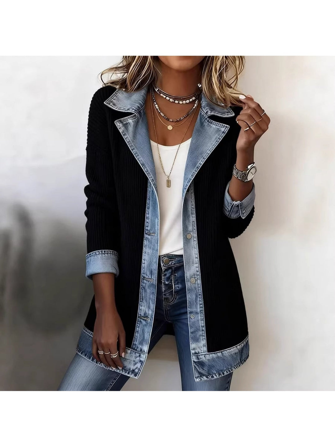 Freizeit Blazer Damen im Kontrast-Stil, schick für Stadtbummel & Cafébesuche im Sommer.