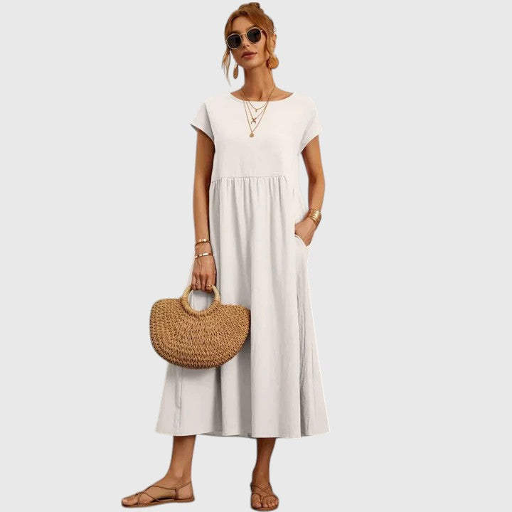 Elegantes Freizeitkleid für Damen, Midilänge, mit praktischen Taschen und entspanntem Sitz.