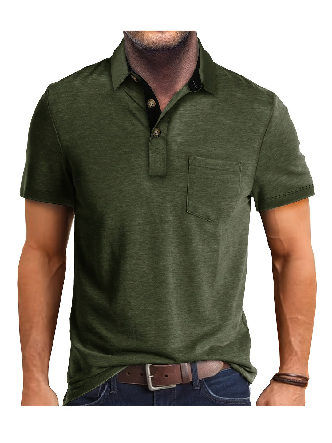 Elegantes Herren Poloshirt mit Brusttasche. Bequemes Kurzarm-Modell für einen stilvollen Business Casual Look.