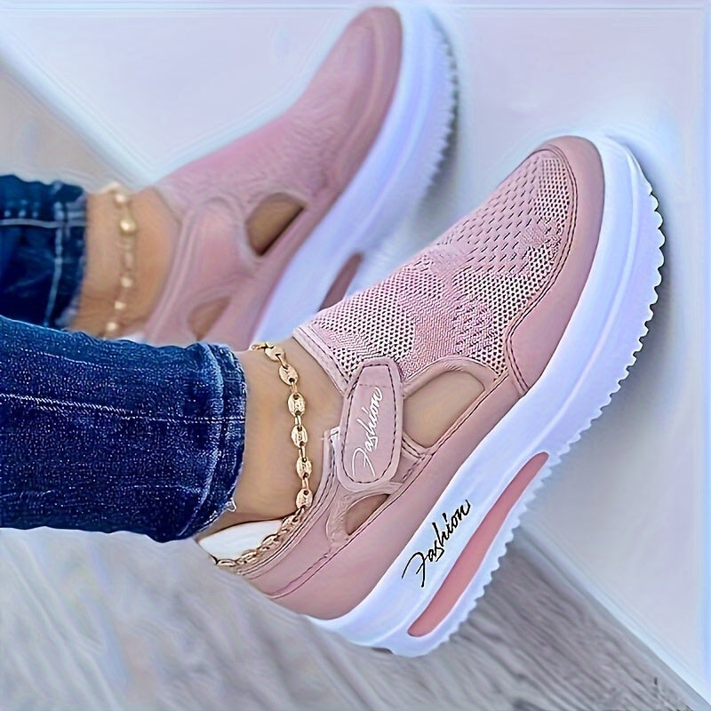 Leichte Damen Slip-on-Sneaker aus atmungsaktivem Material, angenehm für Frühling und Sommer.